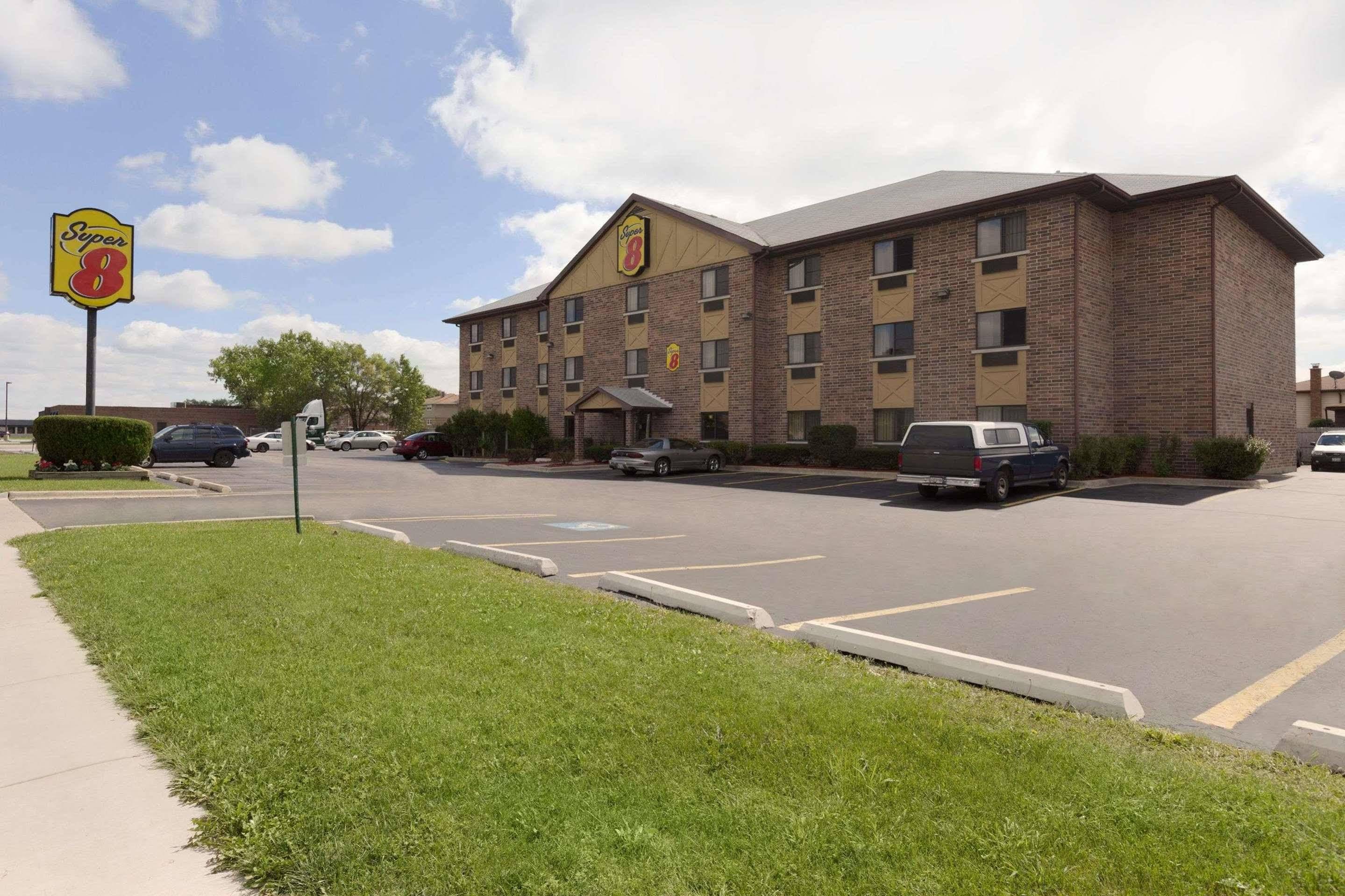 Hotel Super 8 By Wyndham Bridgeview/Chicago Area Esterno foto