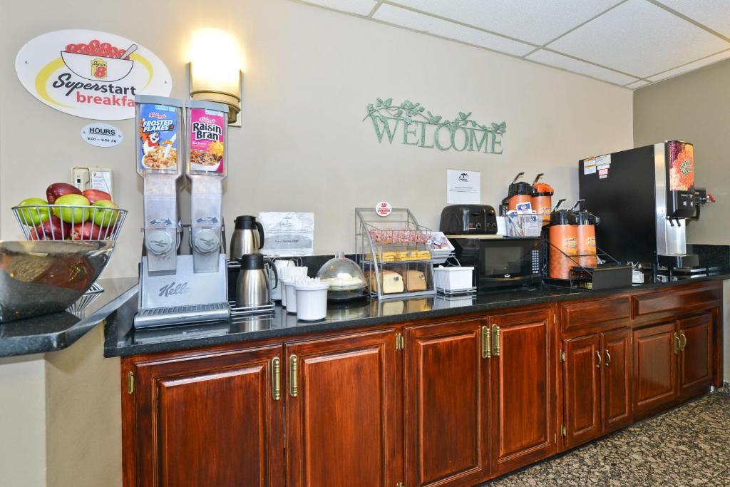 Hotel Super 8 By Wyndham Bridgeview/Chicago Area Esterno foto