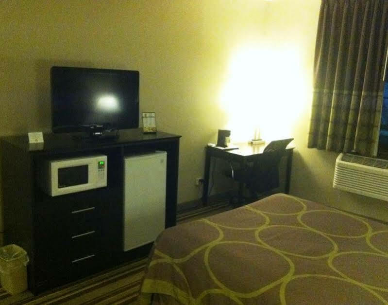 Hotel Super 8 By Wyndham Bridgeview/Chicago Area Esterno foto